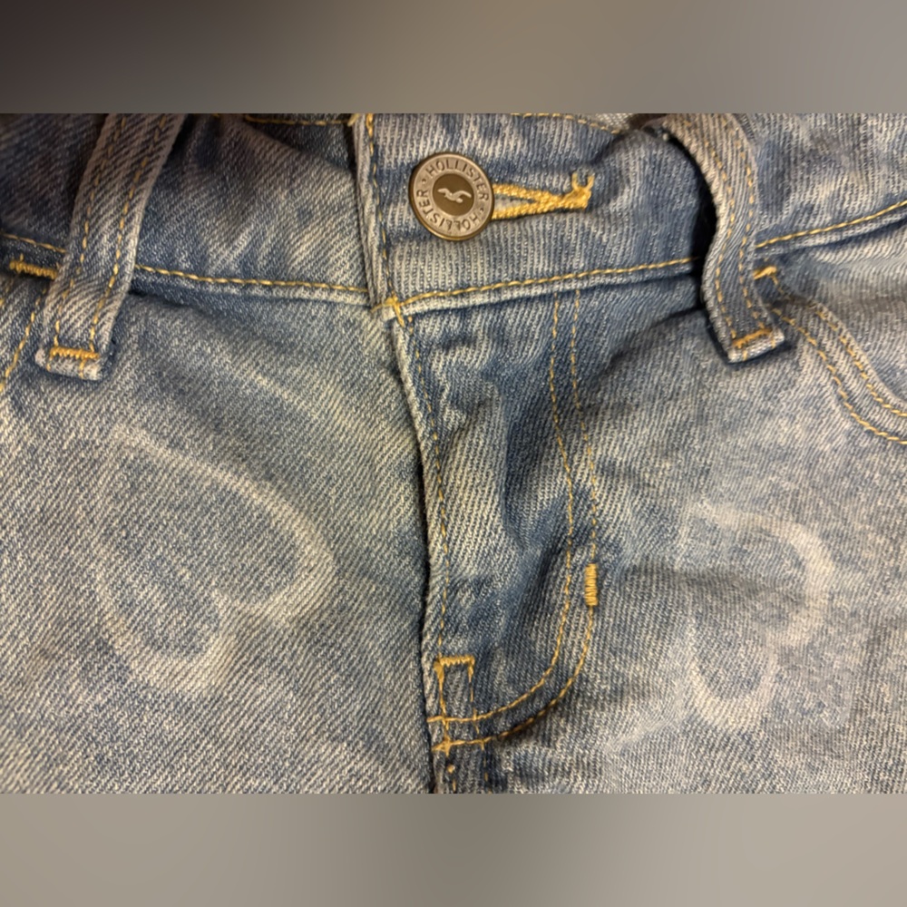 Hollister Women’s Light Blue Denim Jeans